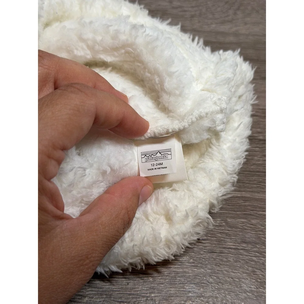 Patagonia Hat Baby Furry Friends Bear Ears Fleece Cream White 12-24M